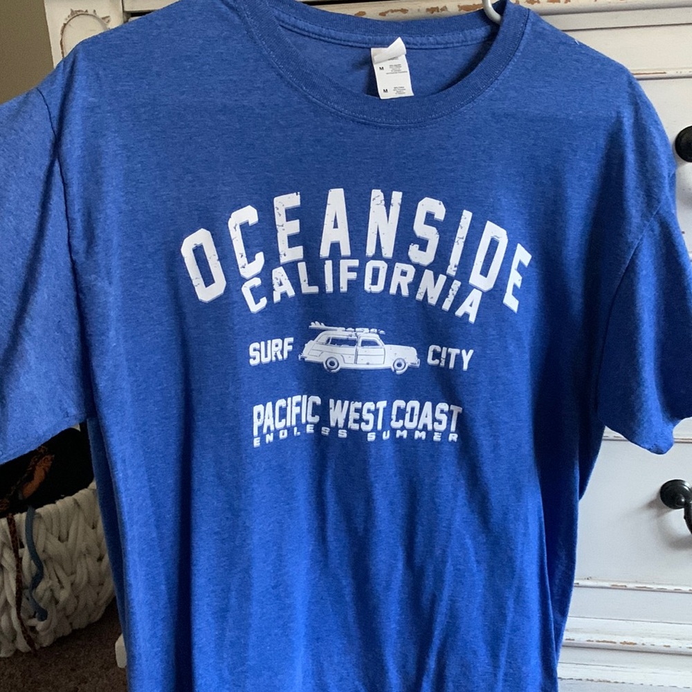Graphic tee